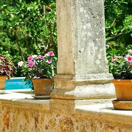 Villa Lovely Mallorquin In By Renthousing