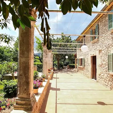 Villa Lovely Mallorquin In By Renthousing